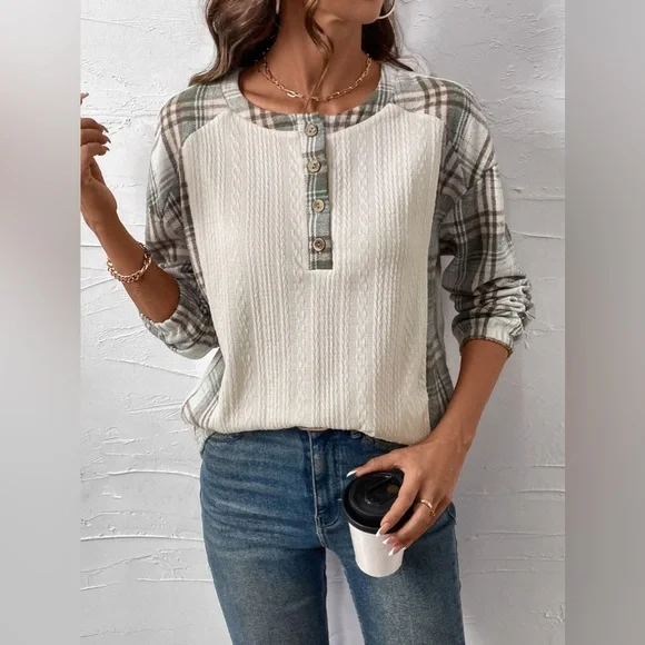 Cream and Plaid Long Sleeve Top- Perfee - Picture 5 of 8